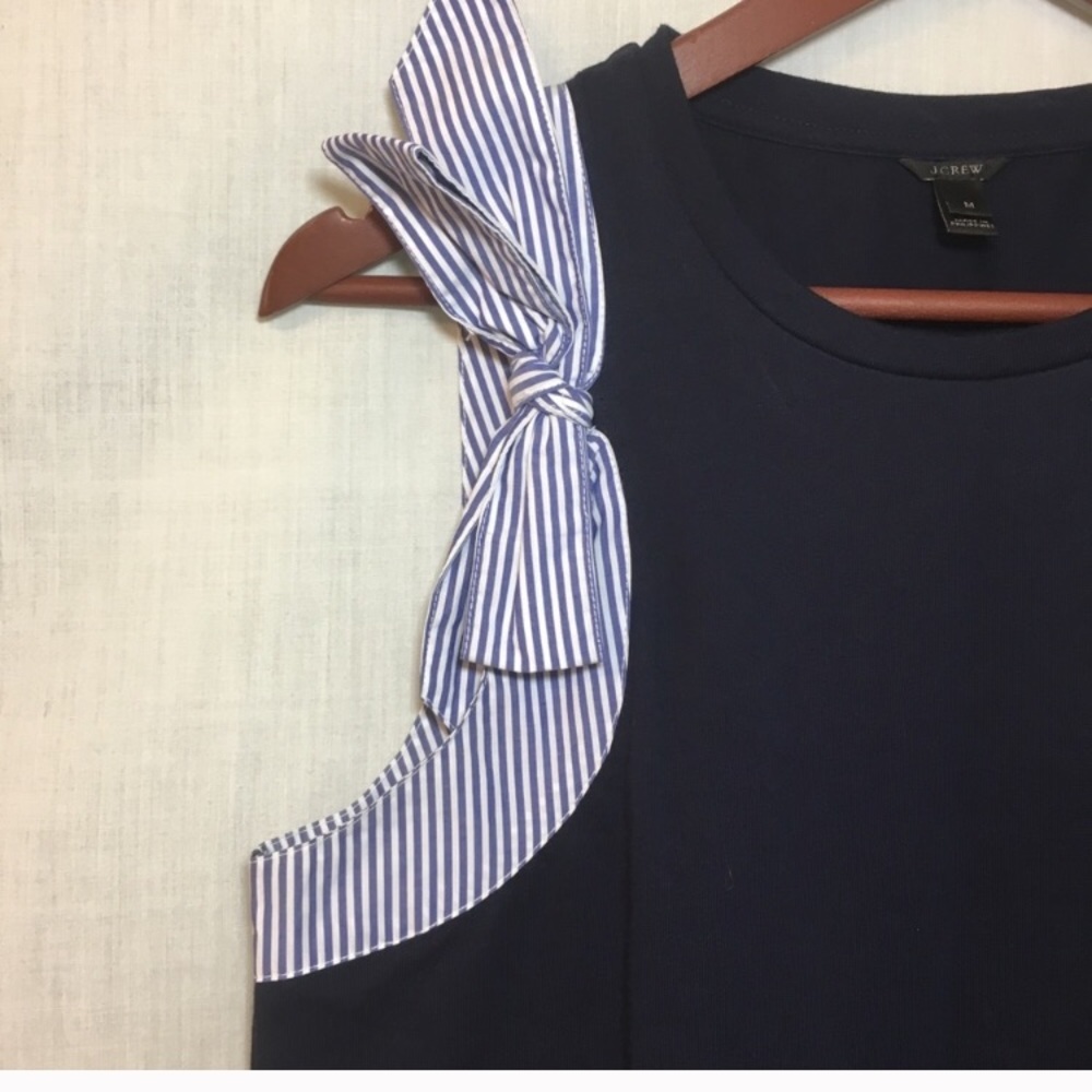 J Crew Navy Blue Bow Shoulder Top Sleeveless Sz M - Picture 7 of 7